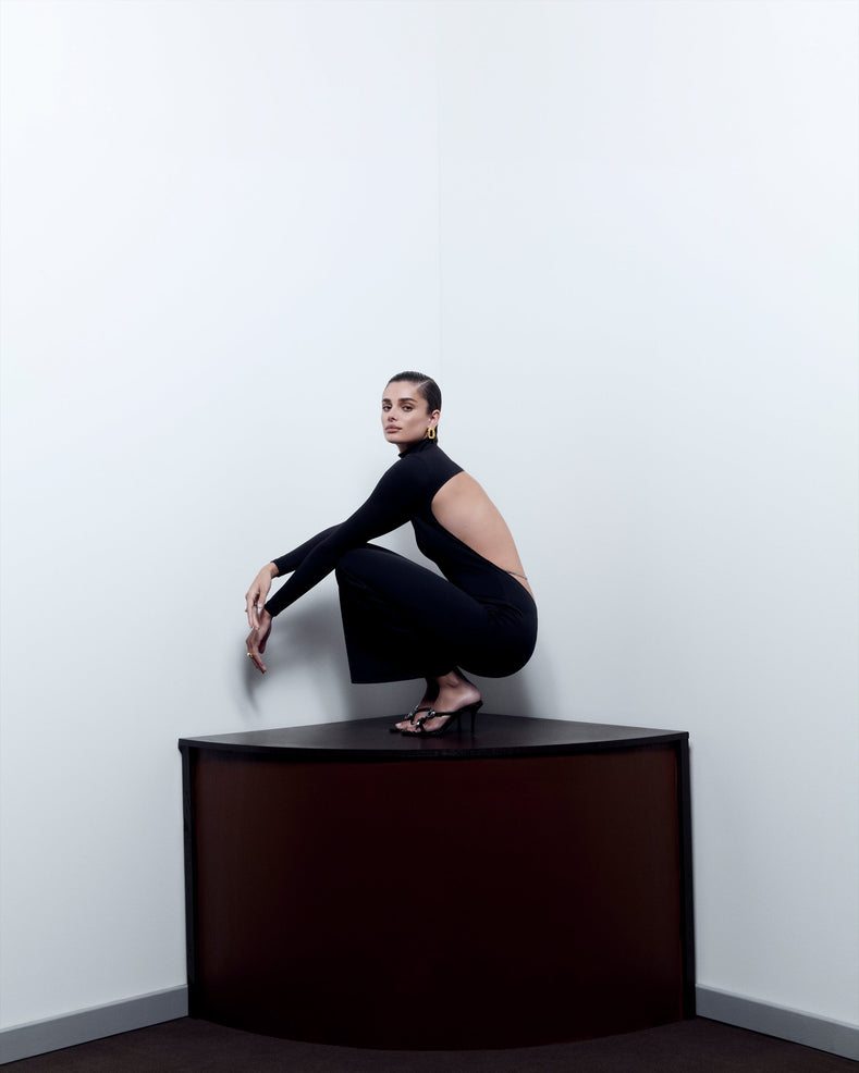 Up And Coming Black Long Sleeve Maxi Dress With Chain In The Back