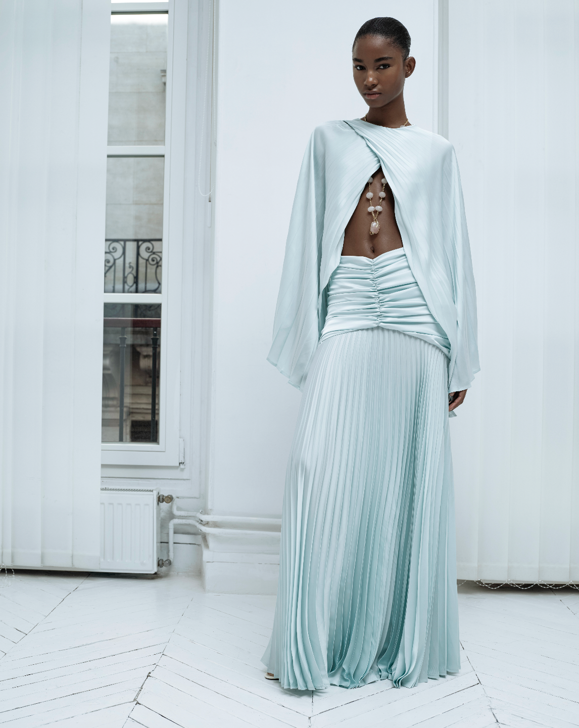 Bel Büzgü Detaylı Maxi Elbise